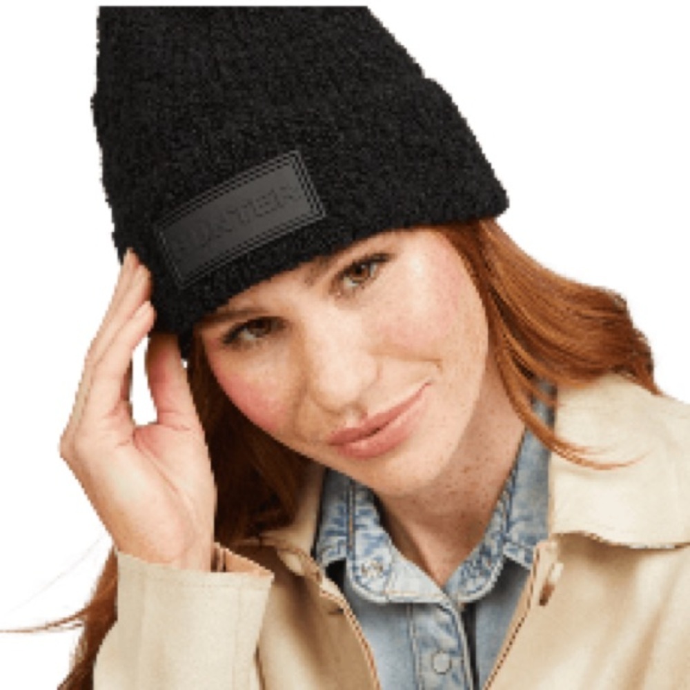 HUNTER Tonal Patch Beanie In Black Unisex